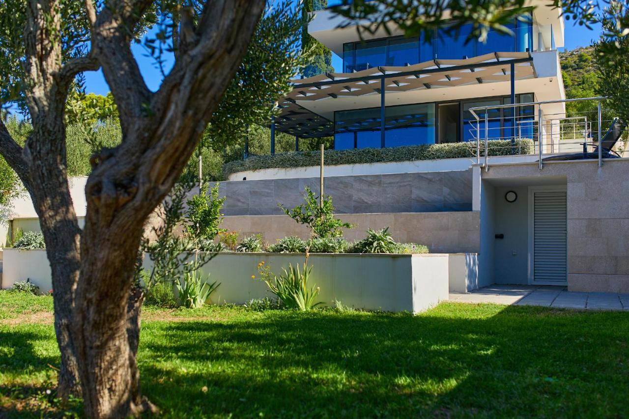 Hedera Estate, Villa Hedera XV سلانو المظهر الخارجي الصورة