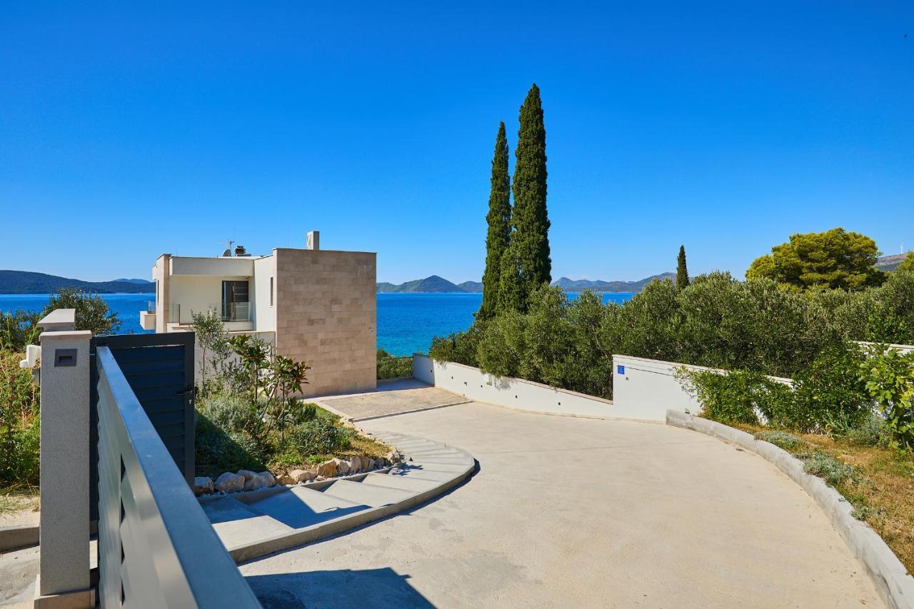 Hedera Estate, Villa Hedera XV سلانو المظهر الخارجي الصورة